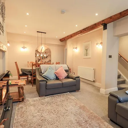 Bottle Tops Windermere