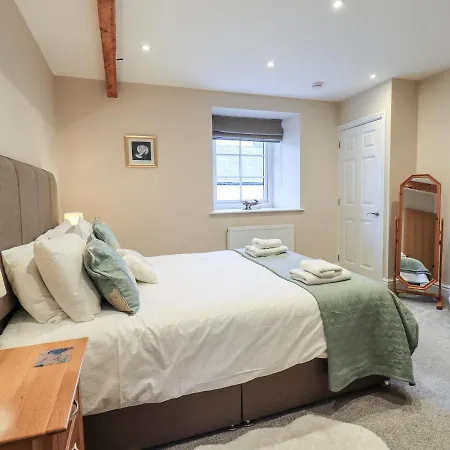 Bottle Tops * Windermere