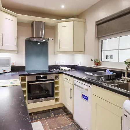 Bottle Tops * ويندرمير