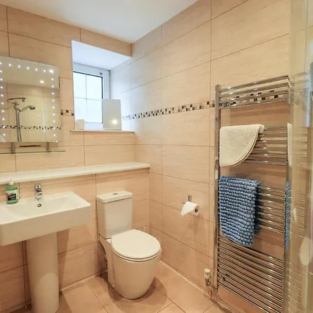 Bottle Tops * ويندرمير